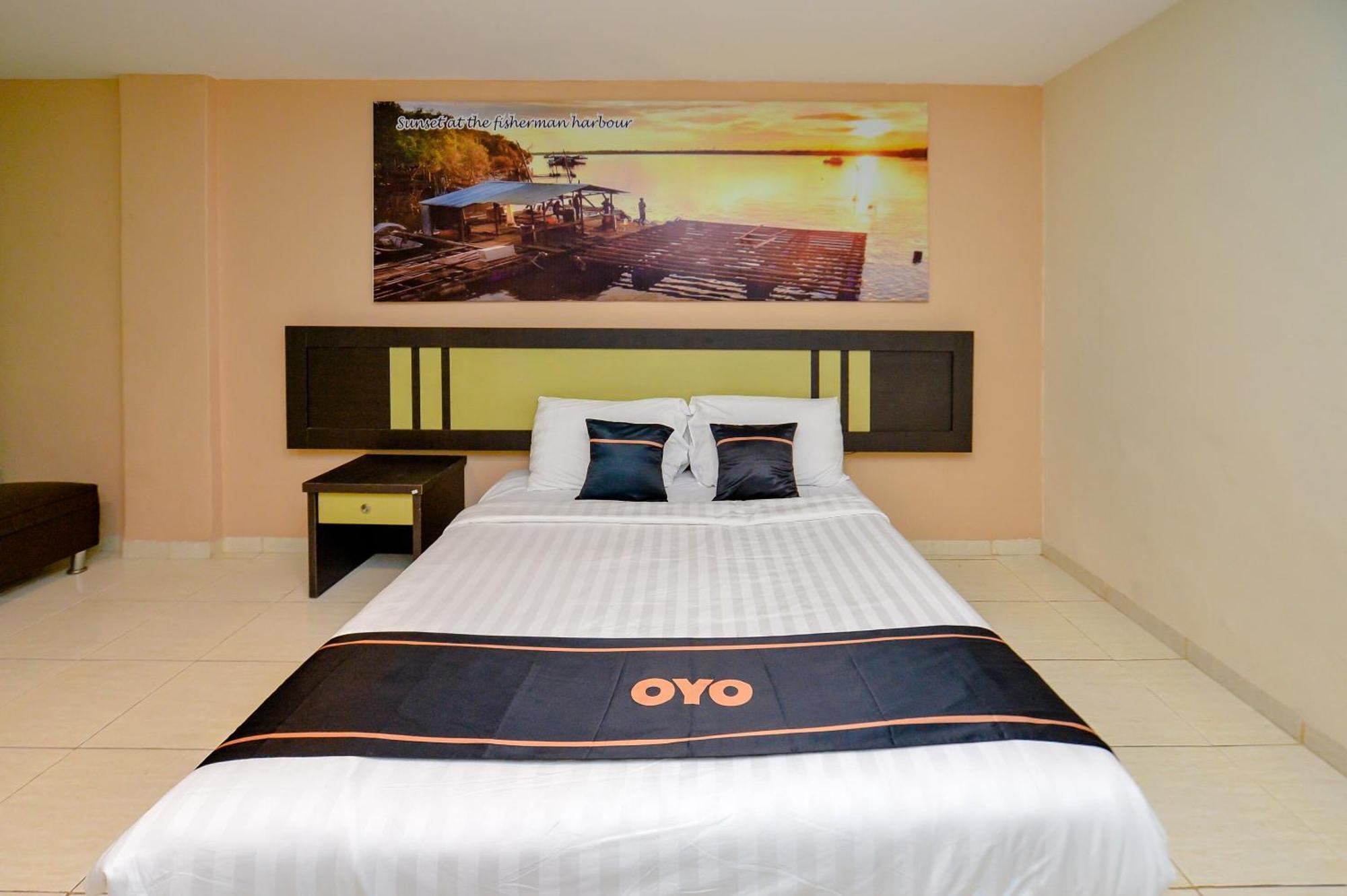 Oyo 2487 Sampurna Jaya Hotel Tanjung Pinang Exterior photo