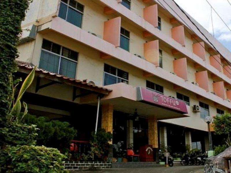 Oyo 2487 Sampurna Jaya Hotel Tanjung Pinang Exterior photo